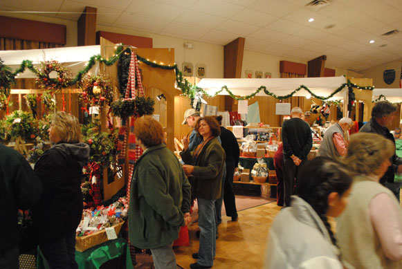 Christkindlmarkt market booths
